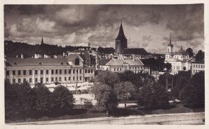 1938
