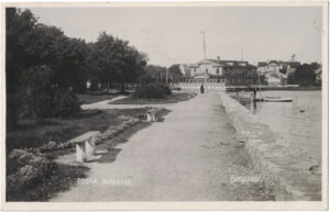 Poska puiestee