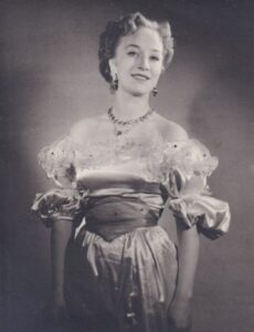 Peramets-Püss, Ruth (1927-2005)