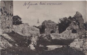 Viljandi lossi varemed