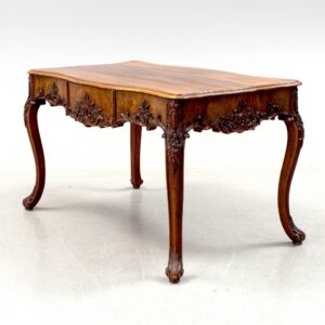 Kirjutuslaud 3 sahtliga