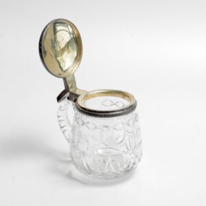 Suur hõbekaanega õllekann other-side