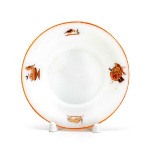 ERM märgisega taldrik EW-aegse märgisega.